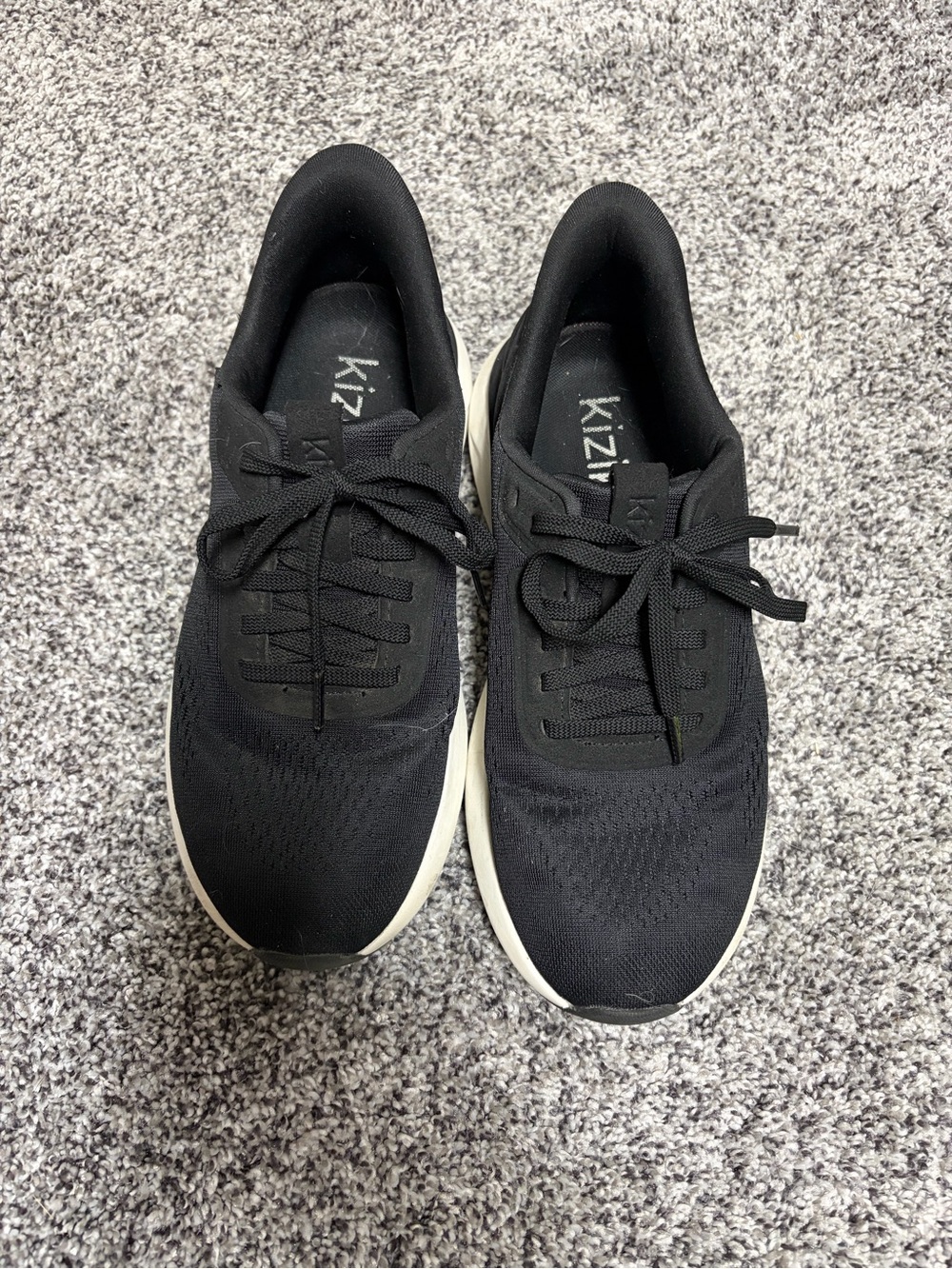 Kizik Sneakers
